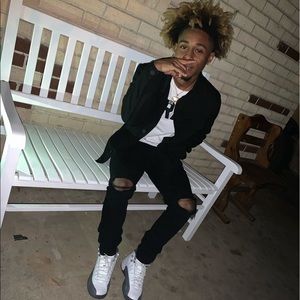 Meet your Posher, Jason